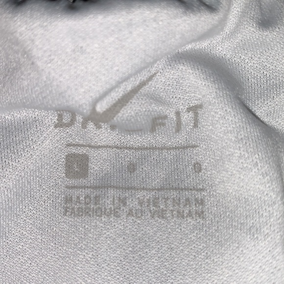 2 Girls Nike shorts size L - Picture 3 of 5